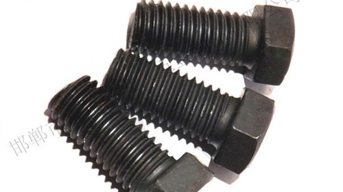 外六角螺絲斷裂一般都是松動(dòng)而斷裂的。