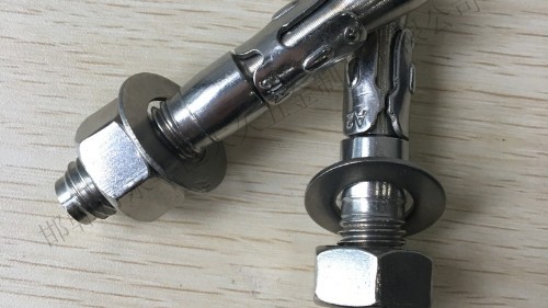 膨脹螺栓、化學(xué)螺栓和化學(xué)植筋，該如何區(qū)分呢