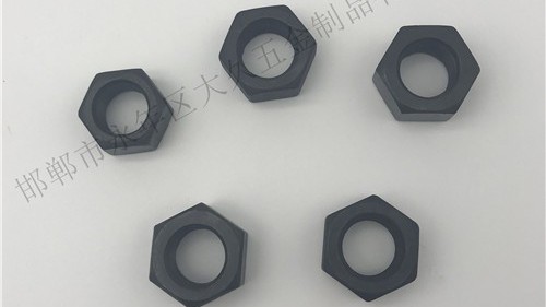 六角螺母太緊怎么擰開？